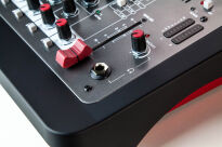 ALLEN & HEATH ZEDi-8 - 7