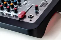 ALLEN & HEATH ZEDi-8 - 8