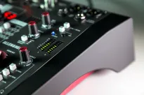 ALLEN & HEATH ZEDi-10FX - 12