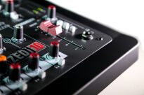 ALLEN & HEATH ZEDi-10 - 8