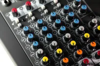 ALLEN & HEATH ZEDi-10 - 10