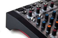 ALLEN & HEATH ZED-6 - 7