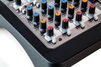 ALLEN & HEATH ZED-6 - 8