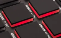 AKAI MPD 218 - 7